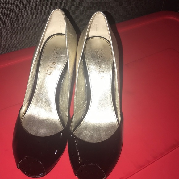 Ralph Lauren open toe heels - Picture 2 of 6